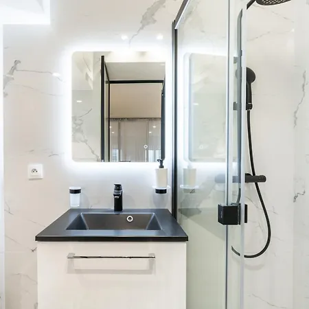 Chic & Elegant In Montorgueil * باريس