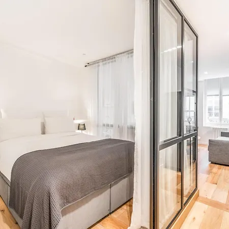 Daire Chic & Elegant In Montorgueil Paris